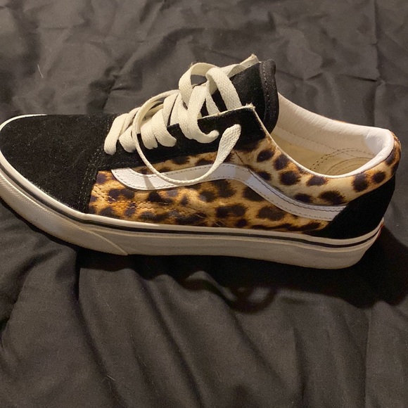 Vans Old Skool leopard print shoes size 7 - Picture 2 of 7